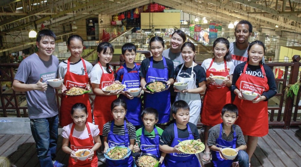 A Cooking Class in Bangkok’s Largest Flower Market!